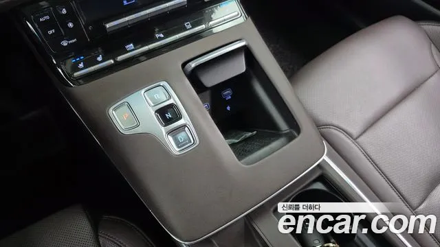 Hyundai Grandeur New — Фото автомобиля 12