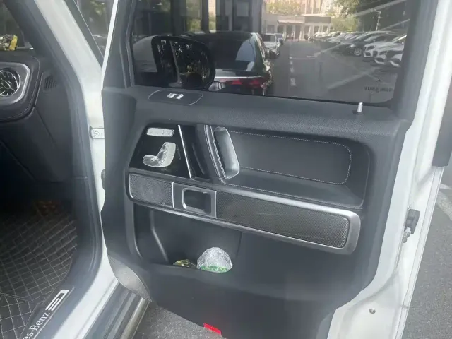 Mercedes-Benz G-Class — Фото автомобиля 8