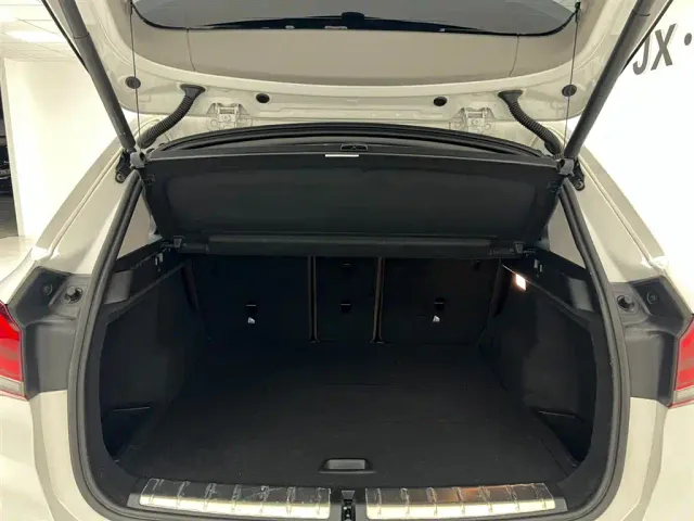 BMW X1 — Фото автомобиля 10