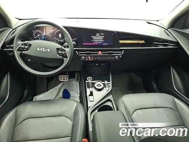 Kia Niro The All New Niro Signature — Фото автомобиля 7