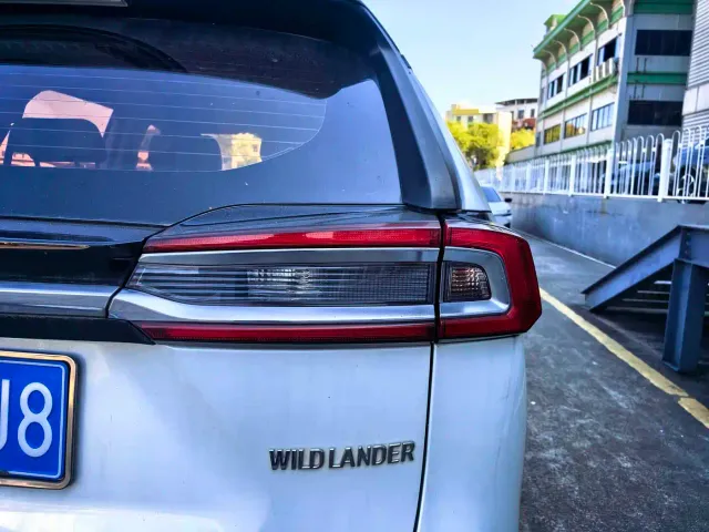 Toyota Wildlander — Фото автомобиля 13