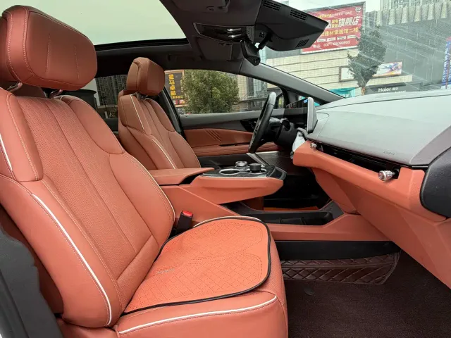 Cadillac Optiq — Фото автомобиля 16