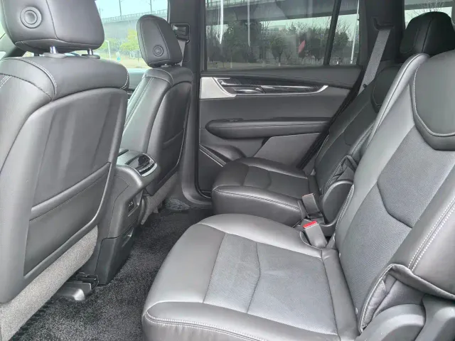 Cadillac XT6 — Фото автомобиля 13