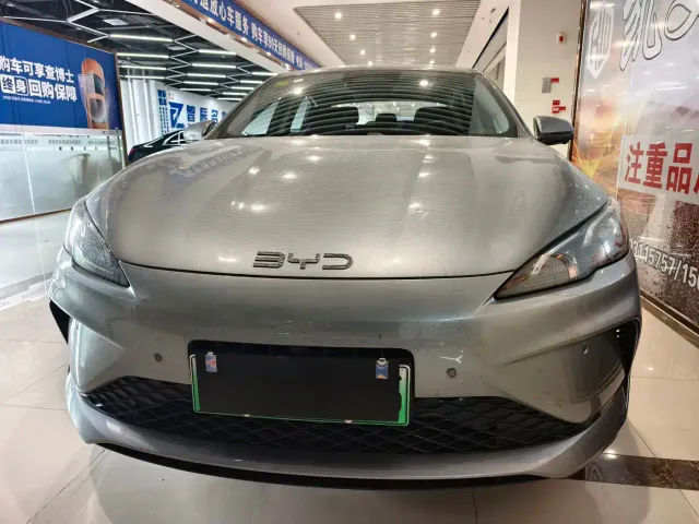 BYD Seal 05 DM-i — Фото автомобиля 2