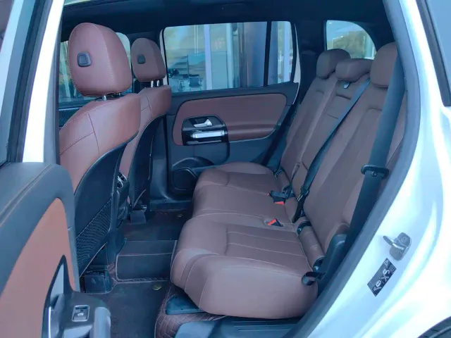 Mercedes-Benz GLB-Class — Фото автомобиля 12