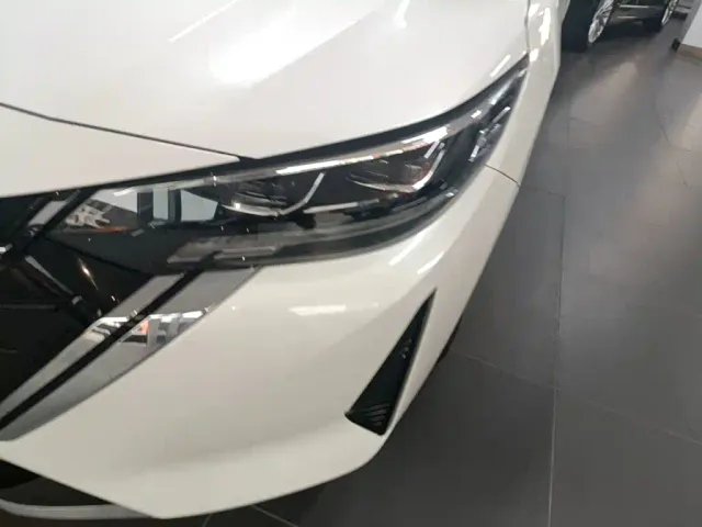 Nissan Sylphy — Фото автомобиля 23