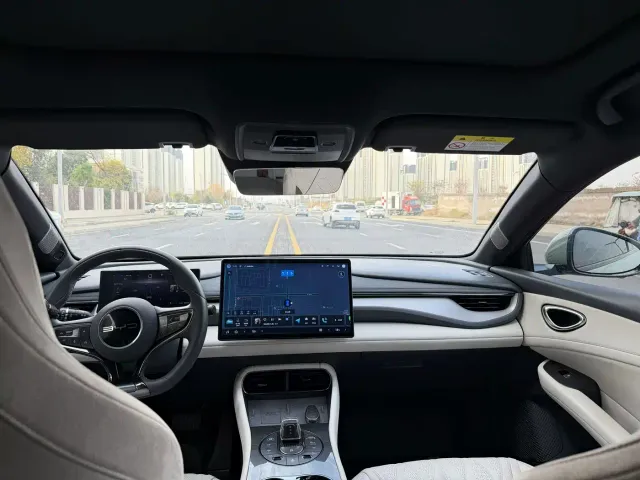 BYD Seal 06 GT — Фото автомобиля 6