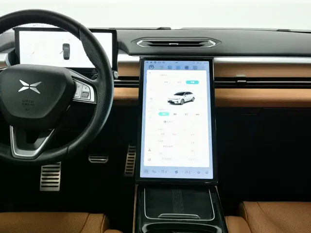 Xpeng P5 — Фото автомобиля 12