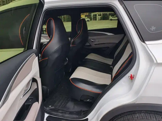 BYD Song Pro — Фото автомобиля 11
