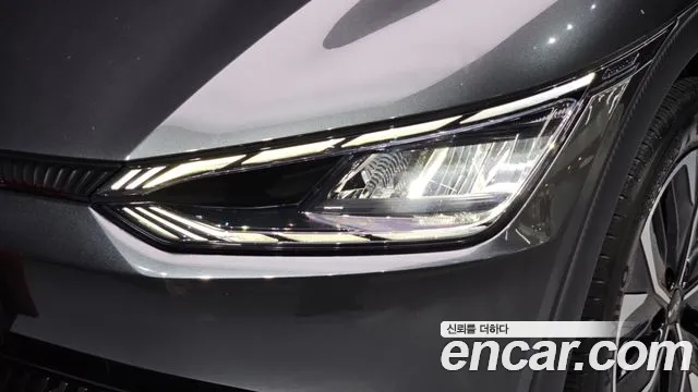 Kia EV6 — Фото автомобиля 22