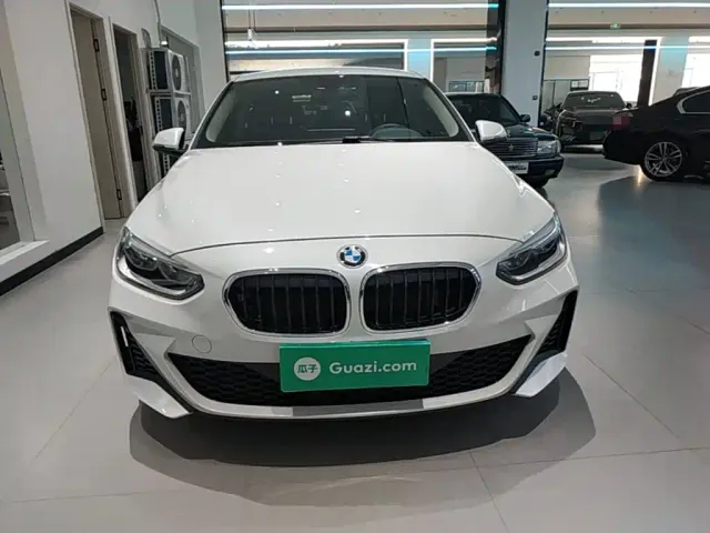 BMW 1 Series — Фото автомобиля 2