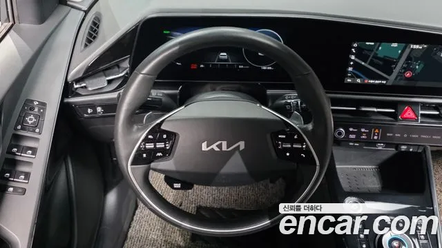 Kia Niro — Фото автомобиля 19