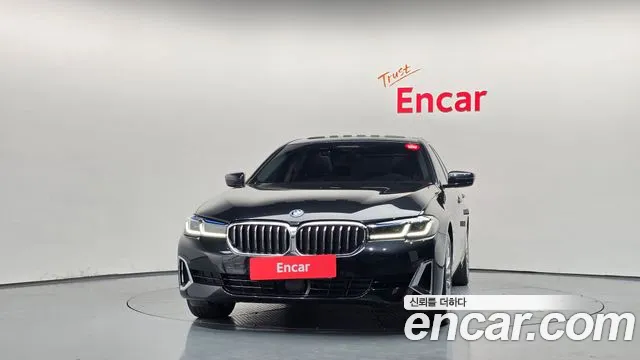 BMW 5 Series G30 — Фото автомобиля 3
