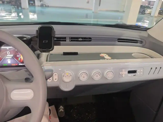 Besturn Bestune Pony 2025 222km Lightning Horse — Фото автомобиля 12