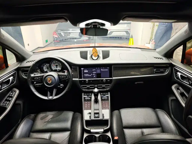 Porsche Macan — Фото автомобиля 13