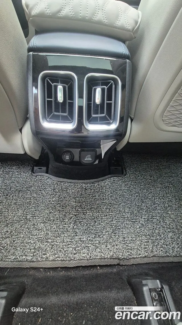Kia Sorento Новый Sorento 4 поколение — Фото автомобиля 16