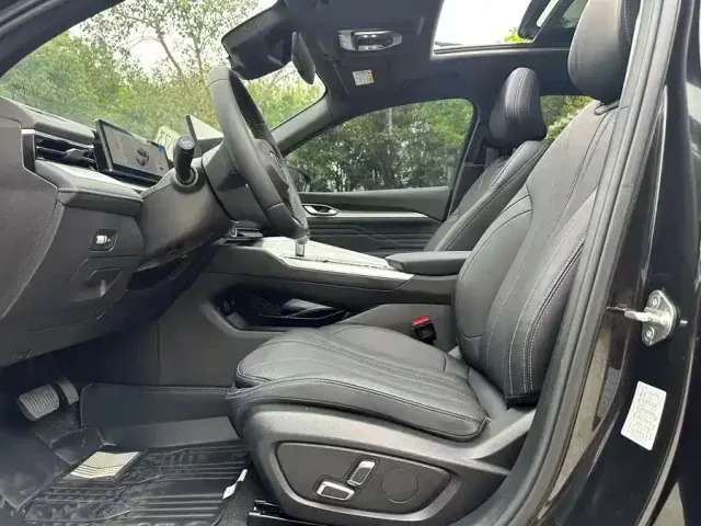Geely Xingrui — Фото автомобиля 4