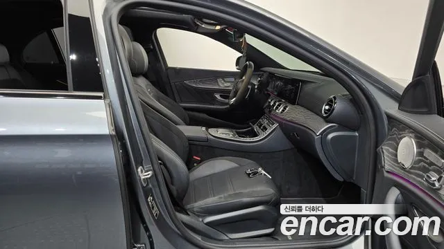 Mercedes-Benz E-Class W213 — Фото автомобиля 16