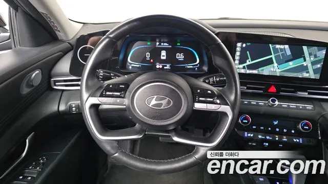 Hyundai Avante CN7 — Фото автомобиля 12