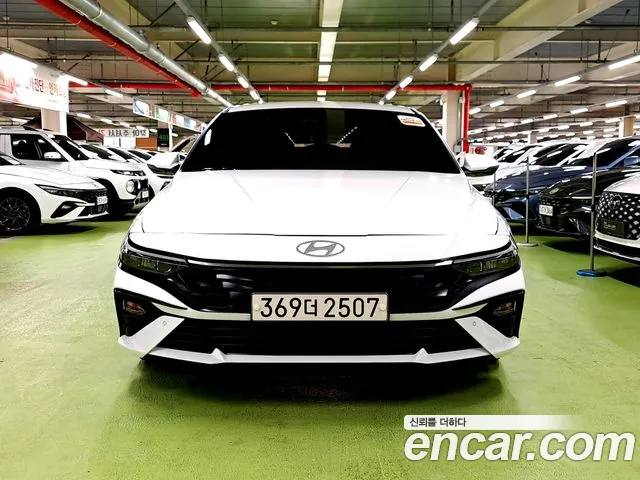 Hyundai Avante — Фото автомобиля 3
