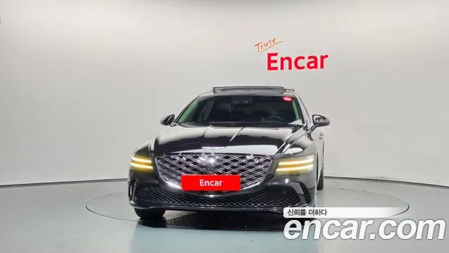 Genesis G80 RG3 — Фото автомобиля 3