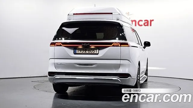 Kia Carnival 4th Gen — Фото автомобиля 4