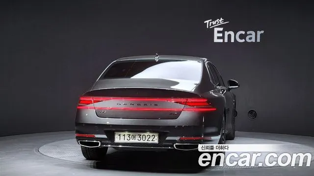 Genesis G90 Бензин 3.5 турбо AWD — Фото автомобиля 3