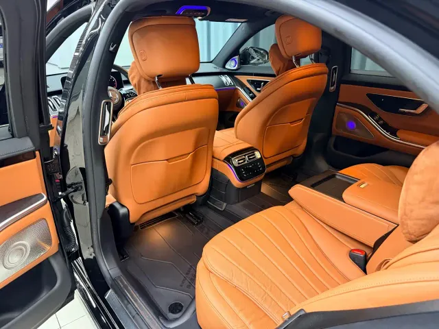 Mercedes-Benz S-Class — Фото автомобиля 14