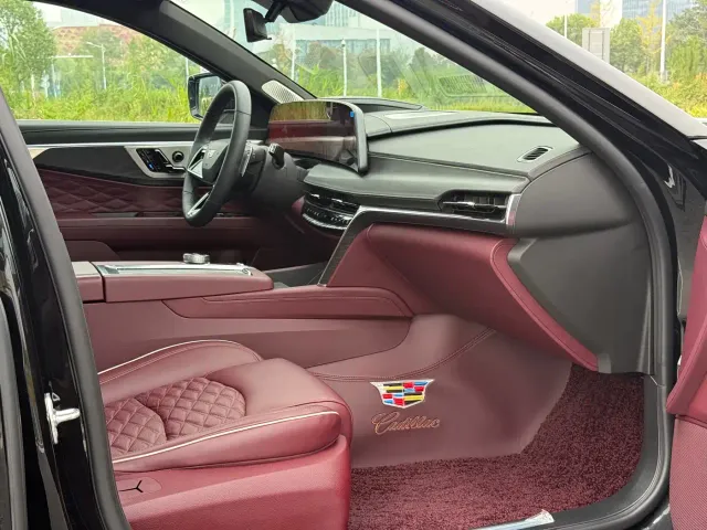 Cadillac CT6 — Фото автомобиля 10