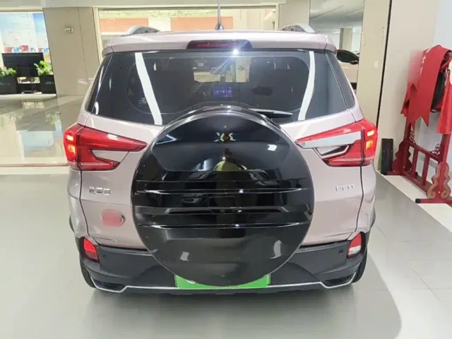 BYD Yuan Pro — Фото автомобиля 5