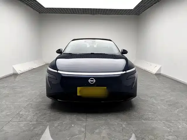 Nissan N7 — Фото автомобиля 2