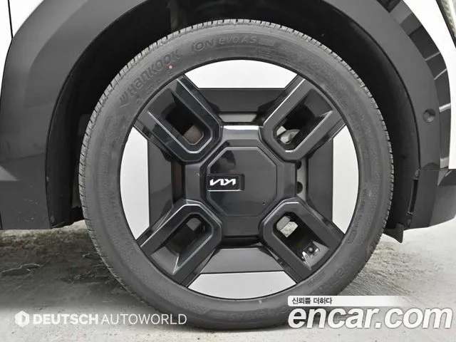 Kia EV9 — Фото автомобиля 5