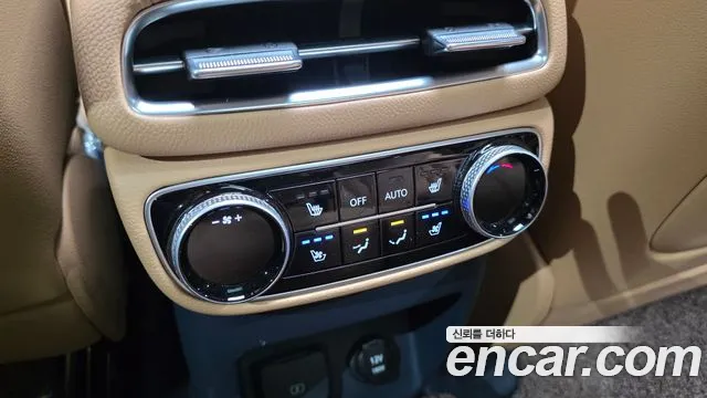 Genesis GV80 2.5T Бензин AWD — Фото автомобиля 18