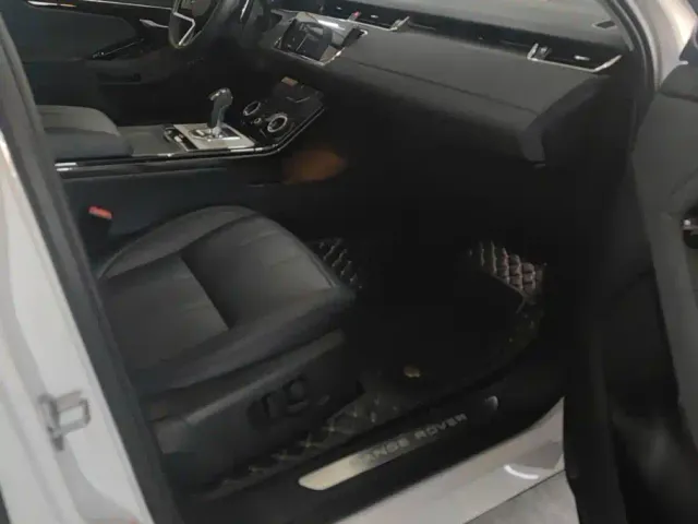 Land Rover Range Rover Evoque — Фото автомобиля 8