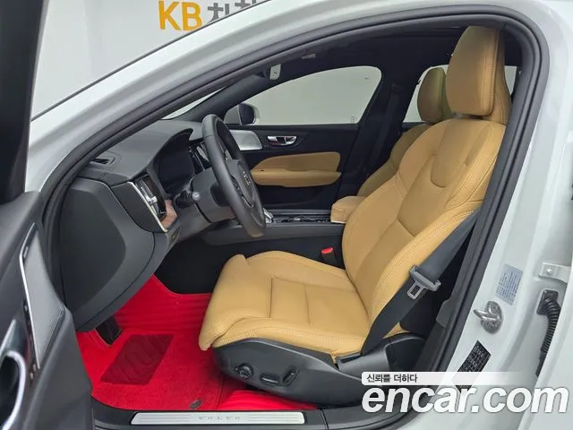 Вольво V60 V60 Cross Country 2 поколение B5 Ultimate AWD — Фото автомобиля 10
