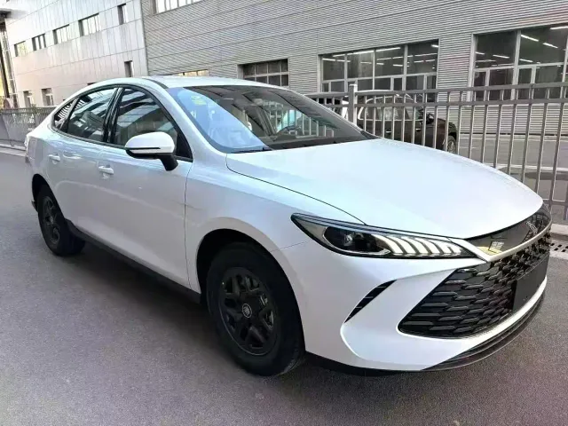 BYD Qin PLUS — Фото автомобиля 3