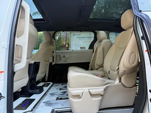 Toyota Granvia — Фото автомобиля 9