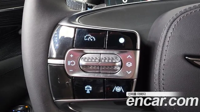 Genesis G90 Бензин 3.5 турбо AWD — Фото автомобиля 11