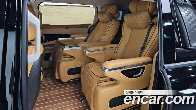 Kia Canival Новый Carnival 4 поколение Бензин 9 мест Hi-Limousine (Спецкузов) — Фото автомобиля 11