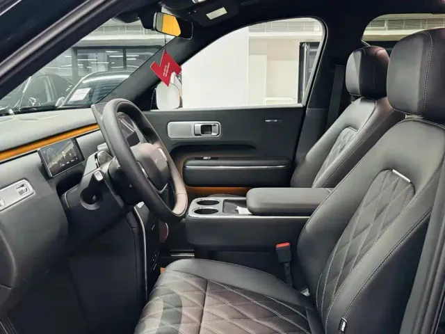 Xiaomi SUV — Фото автомобиля 7