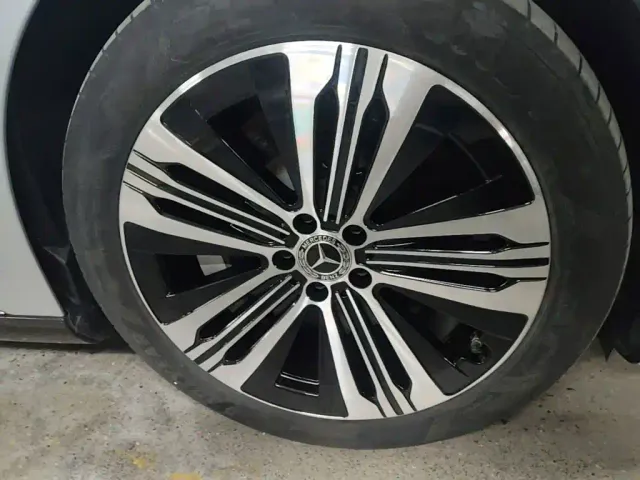 Mercedes-Benz EQS — Фото автомобиля 11