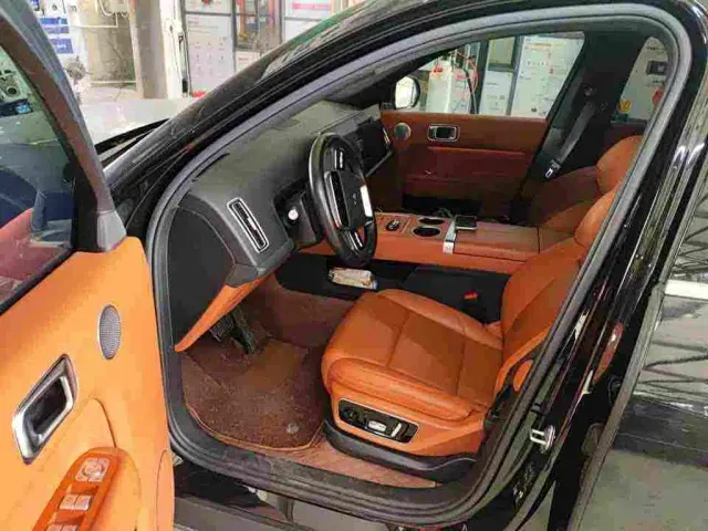 Li Auto L7 — Фото автомобиля 3