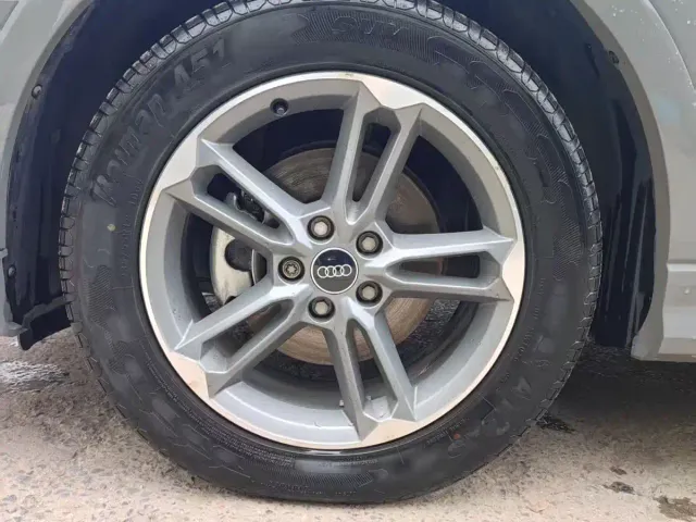 Audi Q3 — Фото автомобиля 11