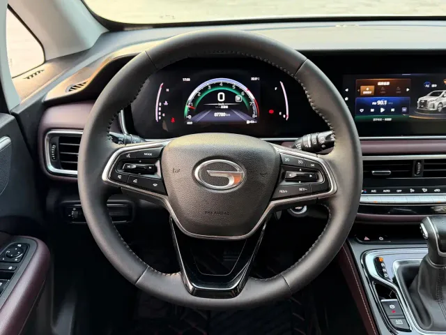 GAC Trumpchi M6 — Фото автомобиля 14
