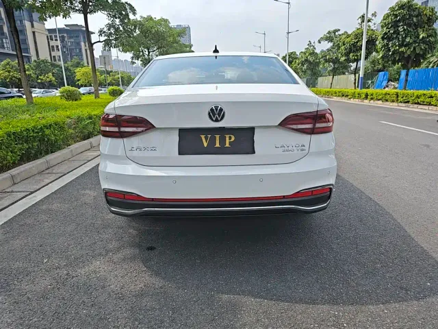 Volkswagen Lavida — Фото автомобиля 14