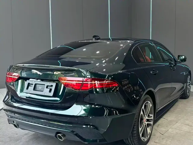 Jaguar XEL — Фото автомобиля 6