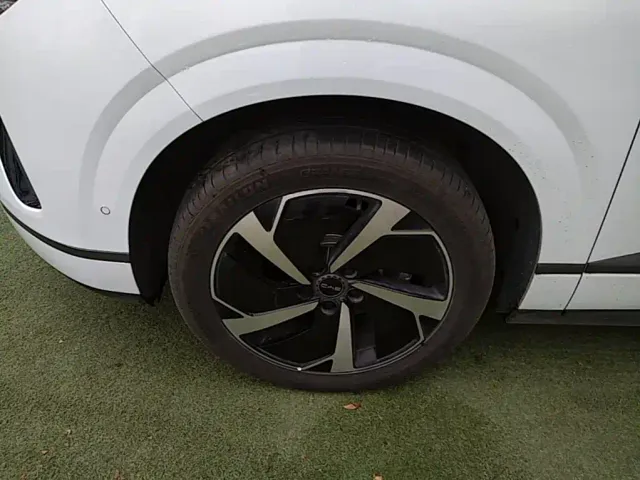 BYD Sealion 06 — Фото автомобиля 22