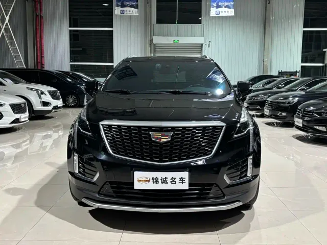 Cadillac XT5 — Фото автомобиля 2