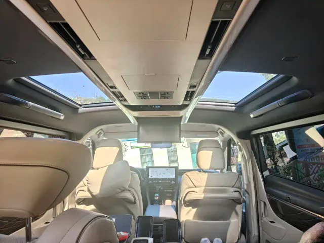 Toyota Vellfire — Фото автомобиля 10