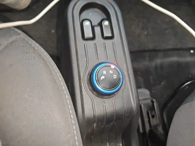 Wuling Hongguang Mini EV — Фото автомобиля 13